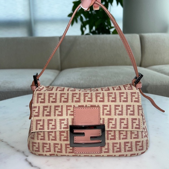 Fendi Zucca Baguette - Picture 1 of 4